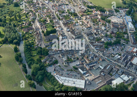 Une vue aérienne du centre de Chippenham, une ville de marché dans le Wiltshire