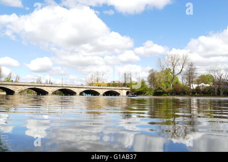 Magnifique paysage autour de Hyde Park, Londres, Royaume-Uni Banque D'Images