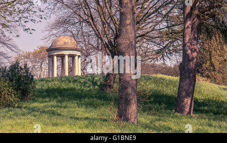 Temple d'Éole à Kew Gardens, au sud ouest de Londres, Royaume-Uni. Banque D'Images