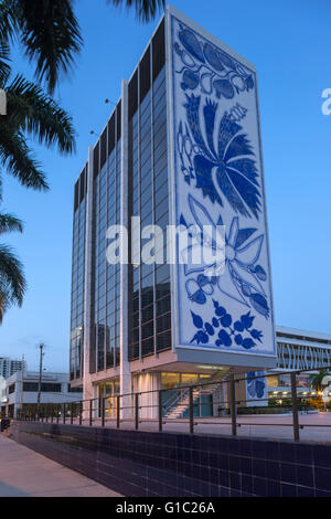 Tour Bacardi (©Enrique GUTIERREZ 1964) CAMPUS NATIONAL YOUNGARTS BISCAYNE BOULEVARD MIAMI FLORIDA USA Banque D'Images