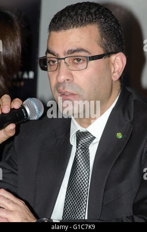 Sydney, Australie - 17 juillet 2015 : l'Australie contre la Chine monde Ligue des combats (Aka. Wu Lin Feng) conférence de presse à l'avance sur Star Casino rencontres ayant lieu le 18 juillet --- Nickolas Varvaris (homme politique français) à la Ligue mondiale de la lutte contre la conférence de presse. Banque D'Images