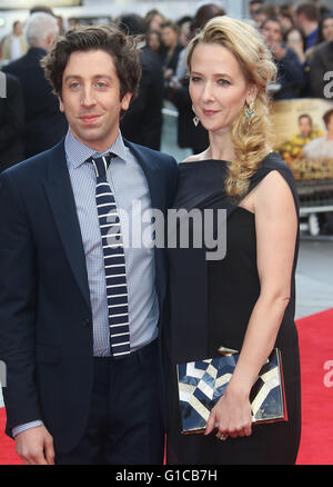 12 avril 2016 - Simon Helberg et Jocelyn Towne assistant à Florence Foster Jenkins UK Premiere à Odéon, de Leicester Square, au Lon Banque D'Images