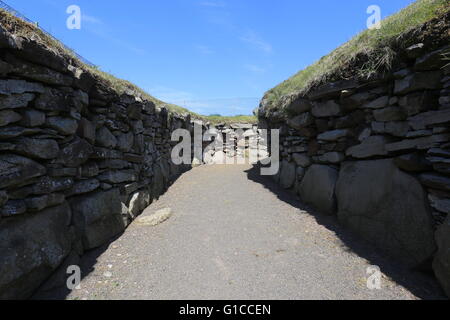 Voler souterrain de stockage souterrain en ruines cave voler angus scotland mai 2016 Banque D'Images