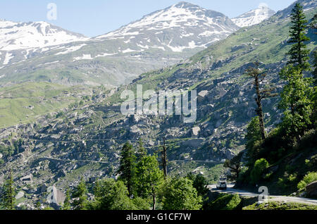 Route de la Rotang Pass de Manali, Manali - Leh Road, Himachal Pradesh, Inde, Banque D'Images