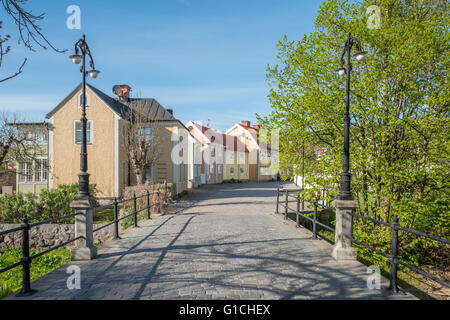 Petite ville idyllique au printemps de Söderköping en Suède. Banque D'Images