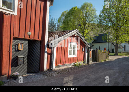 Petite ville idyllique au printemps de Söderköping en Suède. Banque D'Images