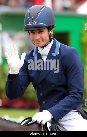 Francis Whittington, en cas rider en compétition au niveau CCI****, parrainé par WOW, selles de chevaux et bétail Aldermore Sarrasine Banque D'Images