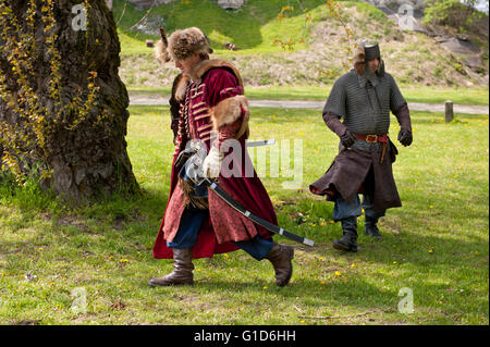 Pique-nique de la journée peut montrer en cas de Château Janowiec suédois attaque contre le château, reconstitution historique bataille à Majowka réunion. Banque D'Images