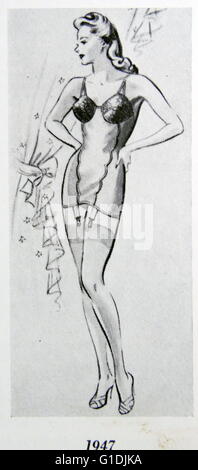 Femme en costume typique des années 1940. Banque D'Images