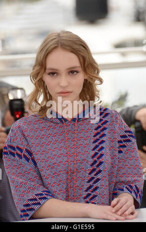 Cannes, France. Le 11 mai, 2016. CANNES, FRANCE - 13 mai : l'actrice Lily-Rose Depp assiste à la "la Danseuse (La Danseuse)' photocall lors de la 69 e assemblée annuelle du Festival du Film de Cannes au Palais des Festivals le 13 mai 2016 à Cannes. © Frédéric Injimbert/ZUMA/Alamy Fil Live News Banque D'Images