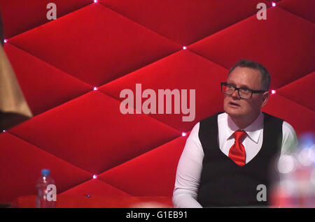 Cologne, Allemagne. 13 mai, 2016. Ulli Potofski hôte au cours de l'émission de télévision RTL "Let's Dance" à Cologne, Allemagne, 13 mai 2016. PHOTO : HENNING KAISER/dpa/Alamy Live News Banque D'Images