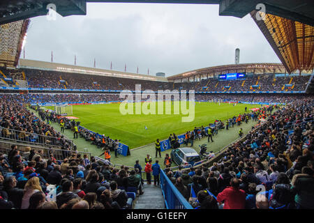 La Corogne, Espagne. 14 mai, 2016. pendant le match de football du dernier tour de la saison 2016/2017 de ligue espagnole "La Liga" entre RC et du Deportivo La Corogne Real Madrid CF au stade Riazor sur mai14, 2016 à La Corogne, Espagne. Crédit : David Gato/Alamy Live News Banque D'Images