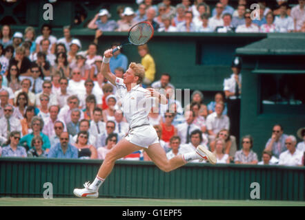 Der Deutsche Tennisspieler Boris Becker, Deutschland 1980 er Jahre. Le joueur de tennis allemand Boris Becker, l'Allemagne des années 1980. Banque D'Images