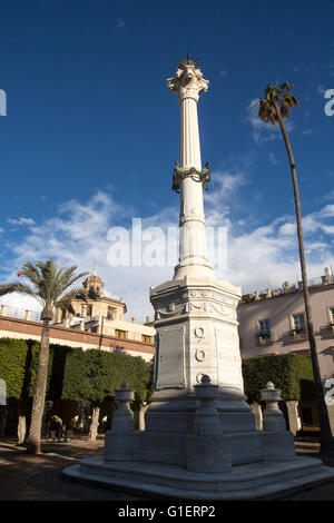 Dans memorial Monument Plaza Vieja, la Plaza de la Constitucion, Ville d'Almeria, Espagne Banque D'Images