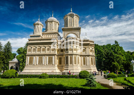 Le Monastère de Curtea de Arges, Roumanie. Connu pour tlegend maître architecte de Plovdiv. Monument à l'époque médiévale la Valachie. Banque D'Images