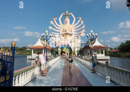 Déesse Avalokiteśvara, temple Wat Plai Laem Wat Laem Suwannaram temple à Ban Bo Phut, Ko Samui, Thaïlande, Asie Banque D'Images