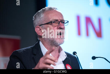 Leader du travail,Jeremy Corbyn,à un vote en conférence à Londres Banque D'Images