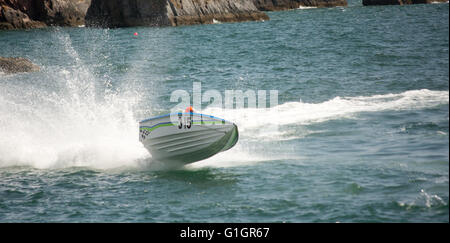 Bateau de course autour de Torbay par les pilotes de course Circuit Association à Torquay, Devon, UK, mai 2016. Banque D'Images