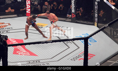 CURITIBA, PR - 14/05/2016 : UFC 198 - Mauricio Shogun vs Corey Anderson. (Photo : Ezequiel Joat ? Prestes / FotoArena) Banque D'Images