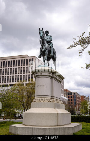 Le Lieutenant-général Winfield Scott Statue équestre, Scott Circle, Washington DC Banque D'Images