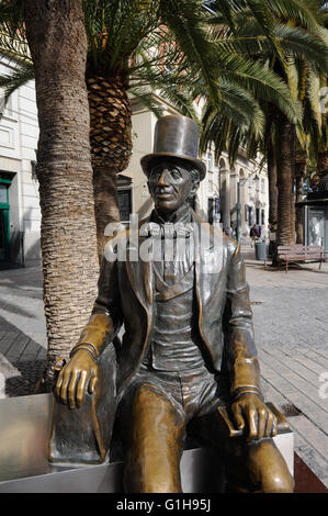 Statue en bronze d'Andersen en centre de Malaga Espagne Banque D'Images