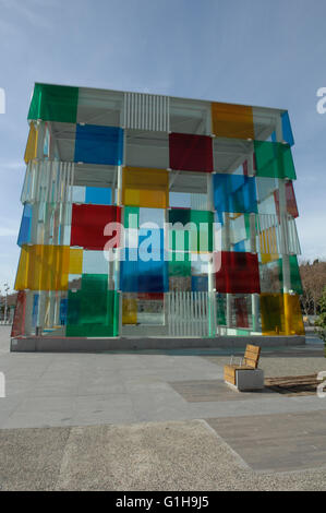 Chaîne, musée français ,Centre Pompidou,Rubic's cube ,port,port,port, Malaga Banque D'Images