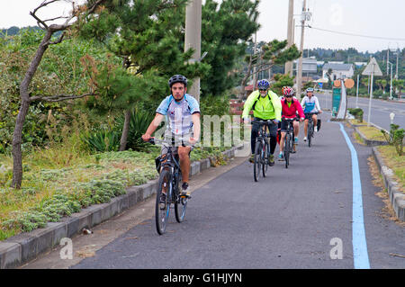 Randonnée à vélo sur la côte sud de Jeju Banque D'Images