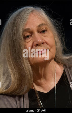 Turin, Italie. 15 mai, 2016. L'écrivain américain Marilynne Robinson l'un des clients de la Foire du livre de Turin. © Marco Destefanis/Pacific Press/Alamy Live News Banque D'Images