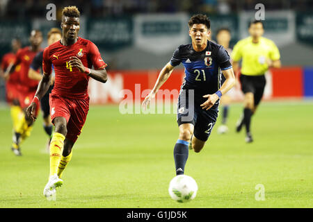 Saga, au Japon. Le 11 mai, 2016. Cayman Togashi (JPN), le 11 mai 2016 - Football : match amical entre U-23 Japon 3-0 Ghana dans le meilleur des services et équipements Stadium de Saga, au Japon. © AFLO/Alamy Live News Banque D'Images