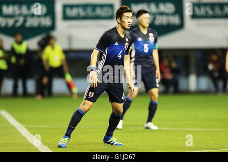 Saga, au Japon. Le 11 mai, 2016. Takuya Iwanami (JPN), le 11 mai 2016 - Football : match amical entre U-23 Japon 3-0 Ghana dans le meilleur des services et équipements Stadium de Saga, au Japon. © AFLO/Alamy Live News Banque D'Images