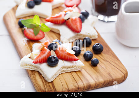 Petit-déjeuner des sandwiches au fromage à la crème Banque D'Images