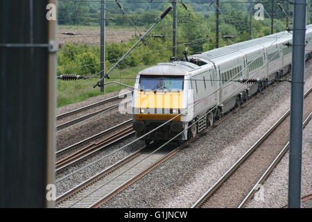 East Coast Railway Class 91 et Mk IV race stock nord à Skelton Banque D'Images