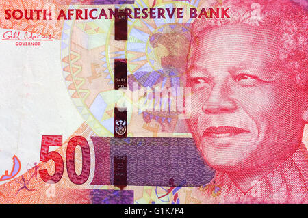 Une vue étroite de l'avant d'une note de 50 rand sud-africain. Banque D'Images