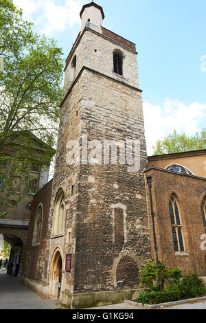 Église de St Bartholomew le moins Giltspur Street London UK Banque D'Images