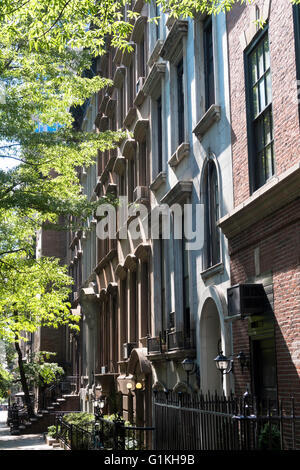 Pierres à sourcils dans le quartier historique de Murray Hill, New York, États-Unis Banque D'Images