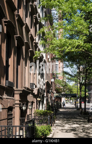 Pierres à sourcils dans le quartier historique de Murray Hill, New York, États-Unis Banque D'Images