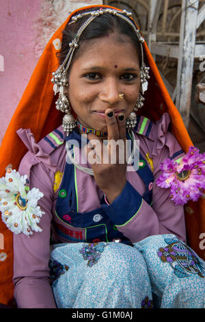 Garasia, fille Ambaji Banque D'Images