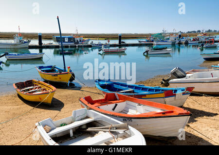 Santa Luzia, village de pêcheurs sur la lagune près de Tavira, Algarve, Portugal l'Est Banque D'Images