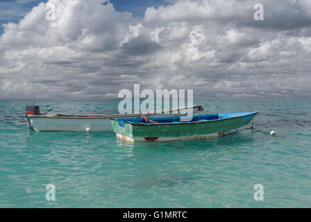 Vue de deux bateaux en mer des Caraïbes Banque D'Images