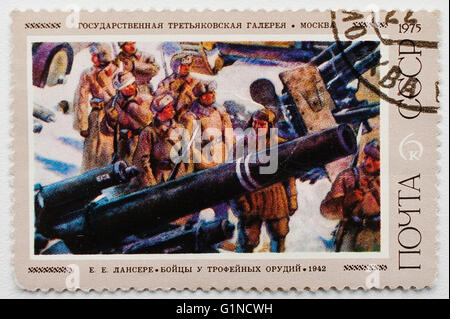 UZHGOROD, UKRAINE - circa 2016 MAI : timbre-poste imprimé en URSS montrant la peinture Eugène Lanceray (1942), Galerie nationale Tretiakov Gall Banque D'Images