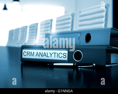 CRM Analytics sur Office Dossier. Image floue. Banque D'Images