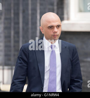 Londres, Royaume-Uni, 17 mai 016 B Sajid Javid, Business, Innovation and skills Secrétaire, laisse 10 Downing Street Crédit : Ian Davidson/Alamy Live News Banque D'Images