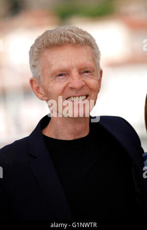 Cannes, France. 17 mai, 2016. Comédien Billy Hayes assiste à la photocall de 'Midnight' de retour lors de la 69 e Assemblée annuelle du Festival du Film de Cannes au Palais des Festivals de Cannes, France, le 17 mai 2016. Photo : Hubert Boesl/dpa/Alamy Live News Banque D'Images