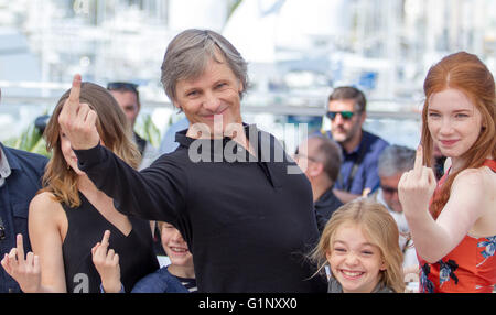 Cannes, France. 17 mai, 2016. L'Acteur Viggo Mortensen, fantastique Capitaine Photocall. 69 ème Festival du Film de Cannes Cannes, France 17 mai 2016 Diw89907 Allstar Crédit : photo library/Alamy Live News Banque D'Images