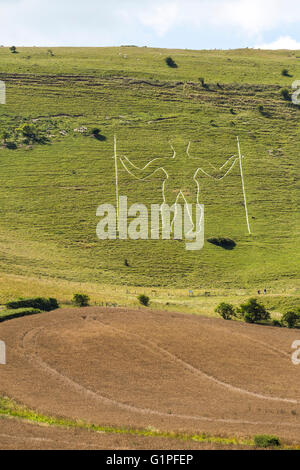Le Long Man de Wilmington à distance, East Sussex, UK Banque D'Images