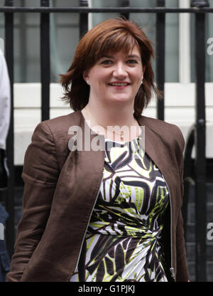 Londres, Royaume-Uni, 23 juin 2015 : Nicky Morgan, ministre de l'éducation vu par Downing Street à Londres Banque D'Images