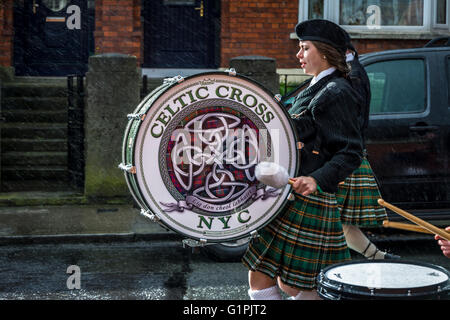 Irish American Pipe Band Parade membre par Arbour HIll à Dublin dans le cadre de l'Insurrection de Pâques 1916 Activités du Centenaire. Banque D'Images