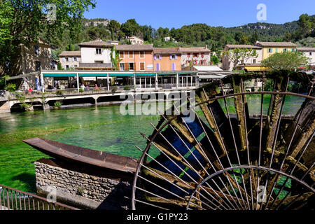 Fontaine de Vaucluse Provence France 84 Banque D'Images