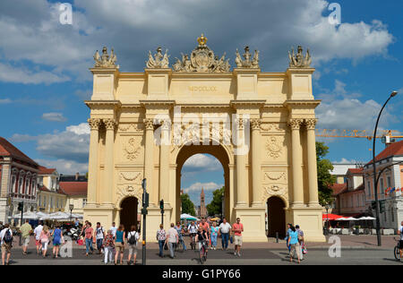 Porte de Brandebourg, Brandenburger Tor, Luisenplatz, Potsdam, Brandebourg, Allemagne Banque D'Images