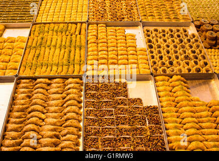 Marché aux épices à Eminonu/Istanbul Banque D'Images